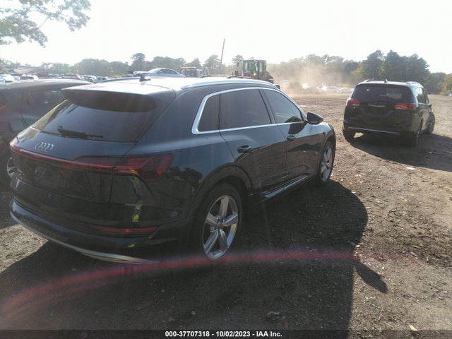 WA1LAAGE8KB020550 Audi E-tron Premium Plus