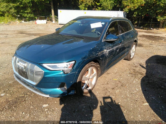 WA1LAAGE8KB020550 Audi E-tron Premium Plus