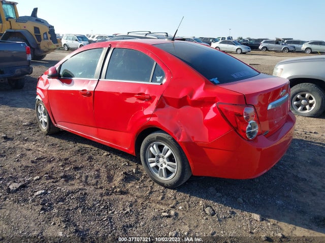 Chevrolet SONIC LT 2014 1G1JC5SB8E4214279 Image 3