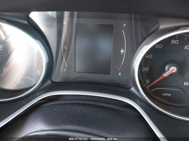 3C4NJDBB2KT678375 Jeep Compass Latitude