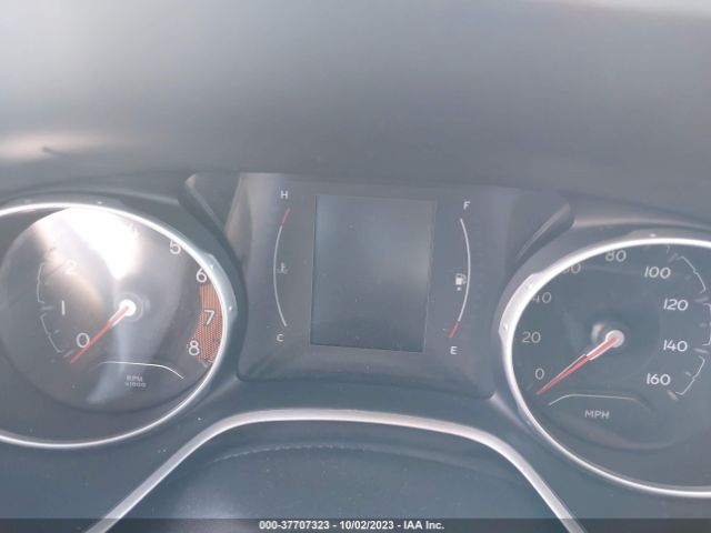3C4NJDBB2KT678375 Jeep Compass Latitude