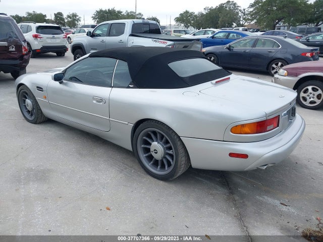 1998 ASTON MARTIN DB7 VIN: SCFAA4121WK202403