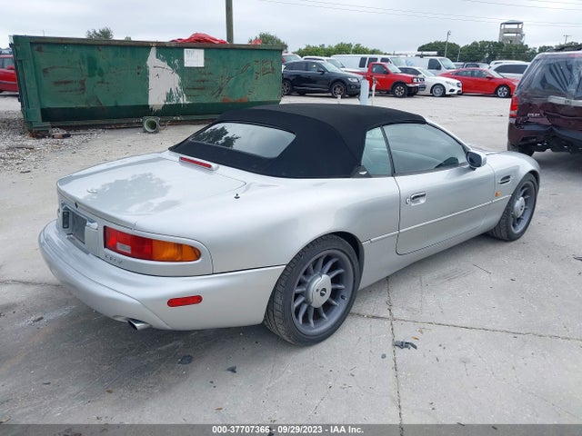 1998 ASTON MARTIN DB7 VIN: SCFAA4121WK202403