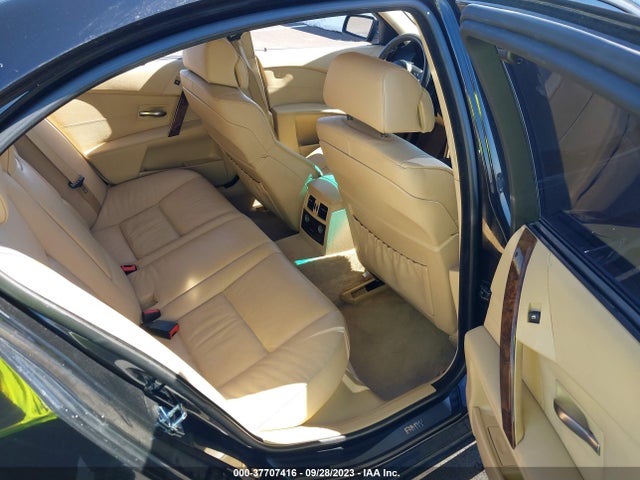 2007 BMW 5 SERIES 550I VIN: WBANB53567CP07274