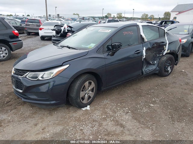 Chevrolet Cruze Ls Auto 2016 1G1BC5SMXG7319896 Image 2