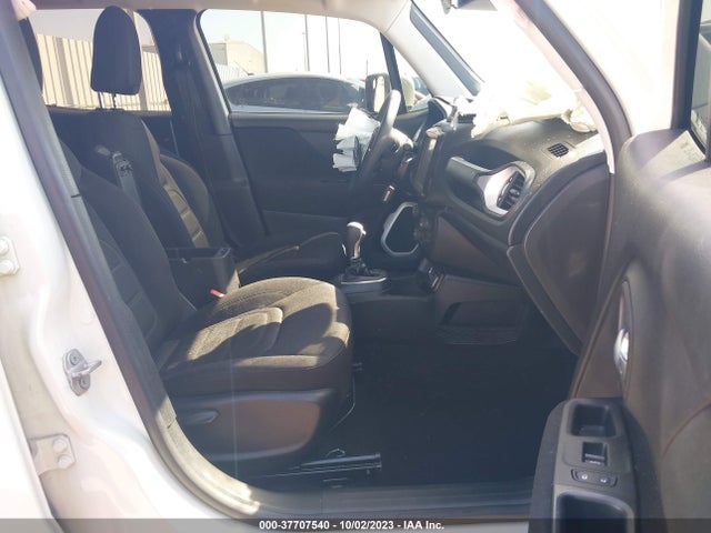 Jeep Renegade Latitude 2018 ZACCJABB9JPH65105 Image 5