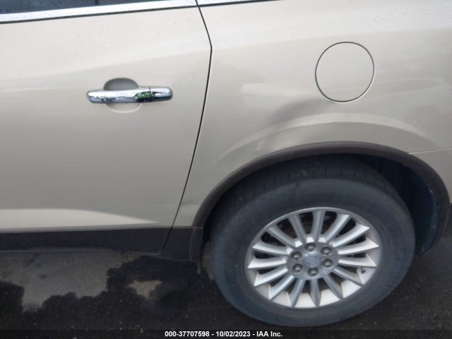 2008 BUICK ENCLAVE CXL VIN: 5GAEV23708J261390
