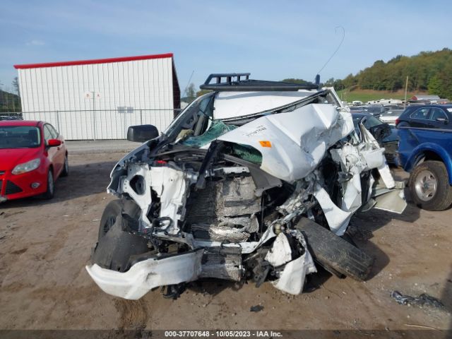 3GCPDBEK2NG563921 Chevrolet Silverado 1500 Custom