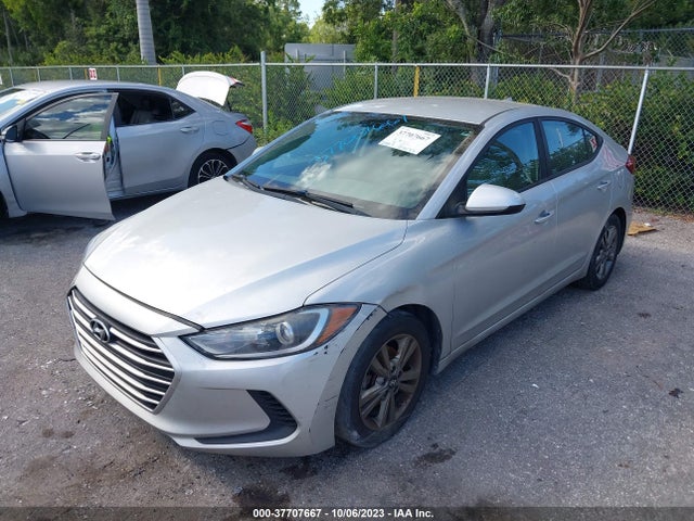 2018 HYUNDAI ELANTRA SEL VIN: 5NPD84LF2JH378696
