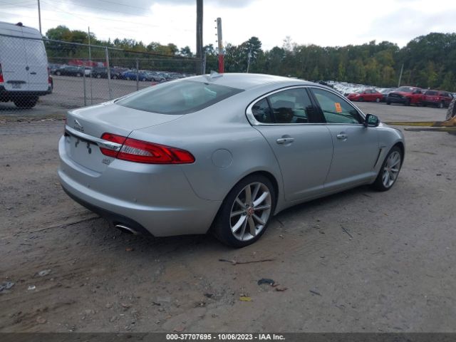 SAJWJ0FF9F8U72776 Jaguar Xf V6