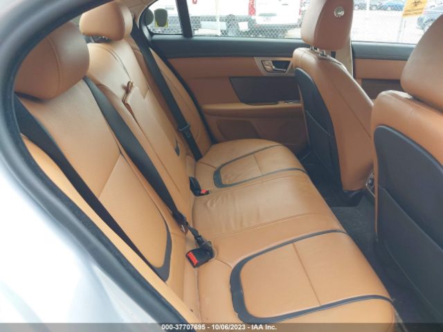 SAJWJ0FF9F8U72776 Jaguar Xf V6