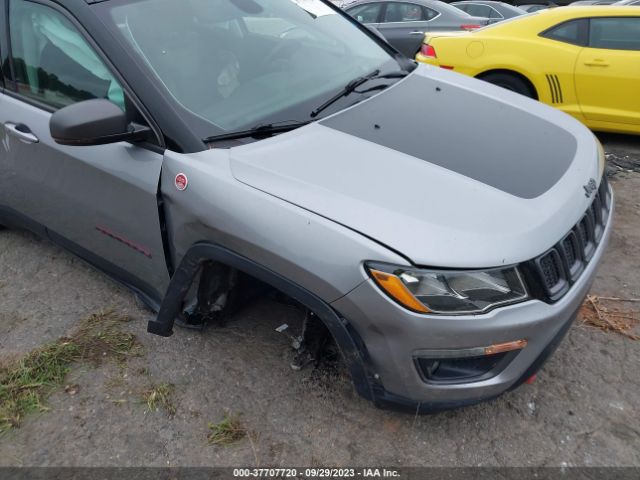 3C4NJDDBXKT618812 Jeep Compass Trailhawk