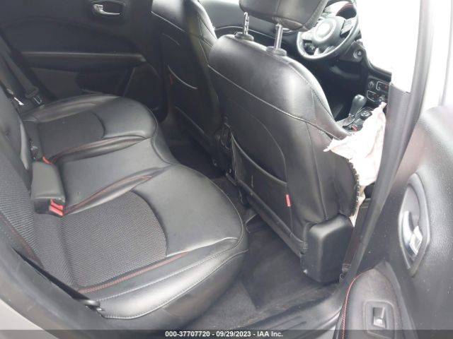 3C4NJDDBXKT618812 Jeep Compass Trailhawk