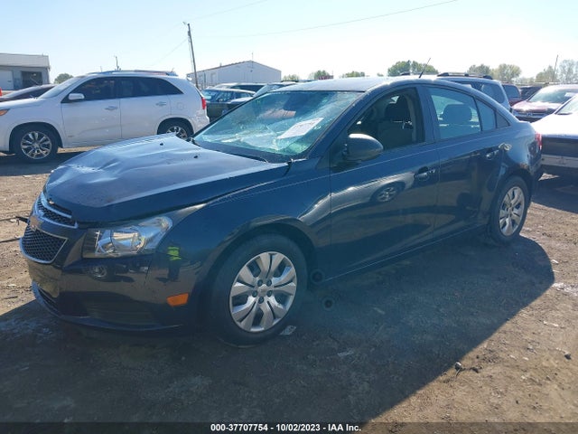 Chevrolet CRUZE LS 2014 1G1PA5SH7E7317082 Image 2