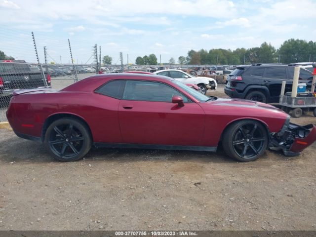 2C3CDZAG2JH305969 Dodge Challenger Sxt Plus