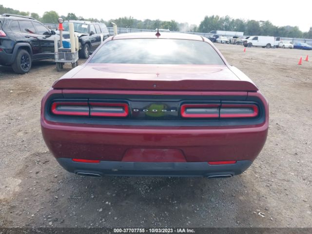 2C3CDZAG2JH305969 Dodge Challenger Sxt Plus