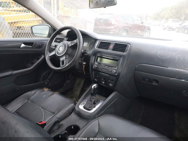 2014 VOLKSWAGEN JETTA SEDAN SE VIN: 3VWD17AJ9EM206840