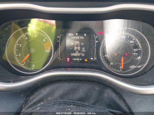 1C4PJLAB8HW617474 Jeep Cherokee Sport
