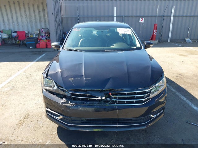 1VWBT7A34HC027632 Volkswagen Passat 1.8t Se