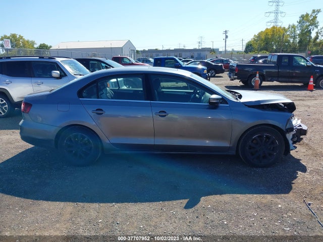 3VWB67AJ4HM379873 Volkswagen Jetta 1.4t Se