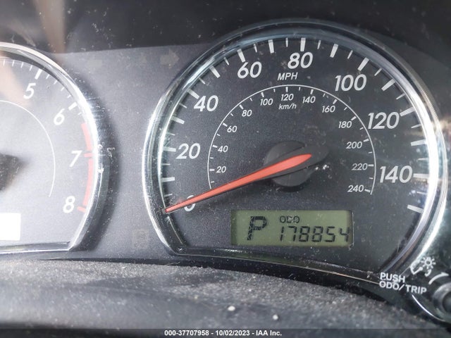 2011 TOYOTA COROLLA L/LE/S VIN: 2T1BU4EE6BC622491