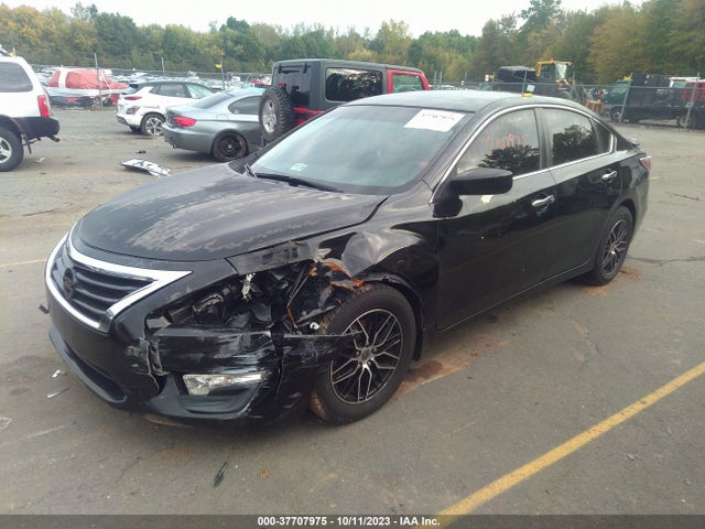 Nissan Altima 2.5 S 2015 1N4AL3AP0FN902013 Image 2