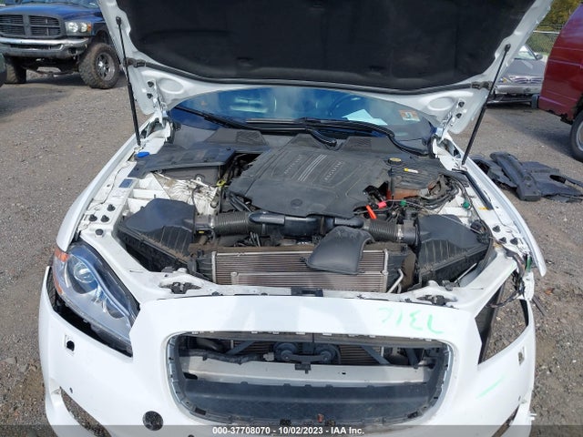 2015 JAGUAR XJ SAJWJ1CD6F8V89126 Photo 9