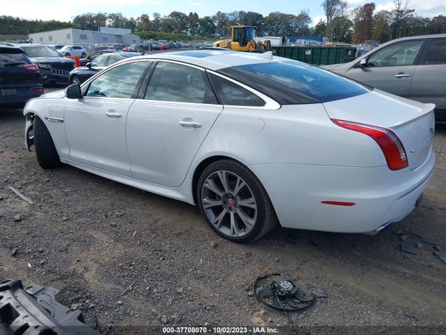 2015 JAGUAR XJ SAJWJ1CD6F8V89126 Photo 2