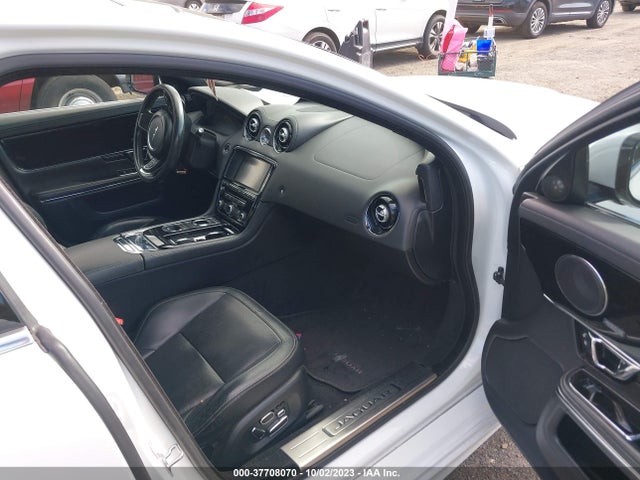 2015 JAGUAR XJ SAJWJ1CD6F8V89126 Photo 4