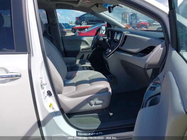 Toyota SIENNA XLE 2017 5TDDZ3DC5HS183191 Image 5