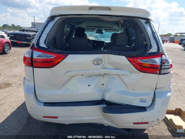 Toyota SIENNA XLE 2017 5TDDZ3DC5HS183191 Image 6