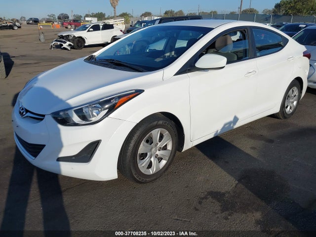 Hyundai ELANTRA SE 2016 5NPDH4AE5GH674122 Image 2