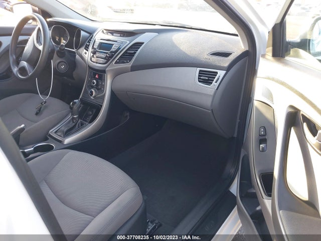Hyundai ELANTRA SE 2016 5NPDH4AE5GH674122 Image 11
