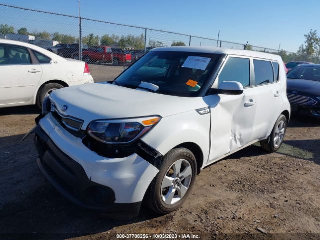 KNDJN2A2XK7685572 KIA Soul Base