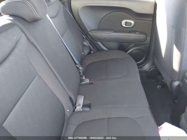 KNDJN2A2XK7685572 KIA Soul Base