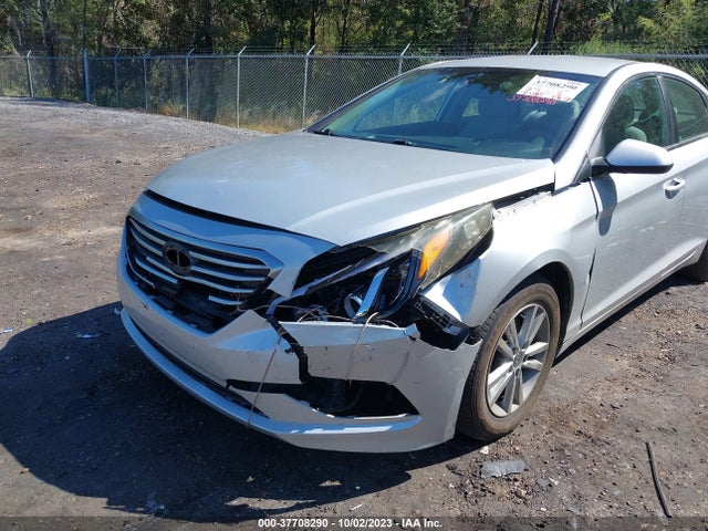 2015 HYUNDAI SONATA SE VIN: 5NPE24AF5FH215489
