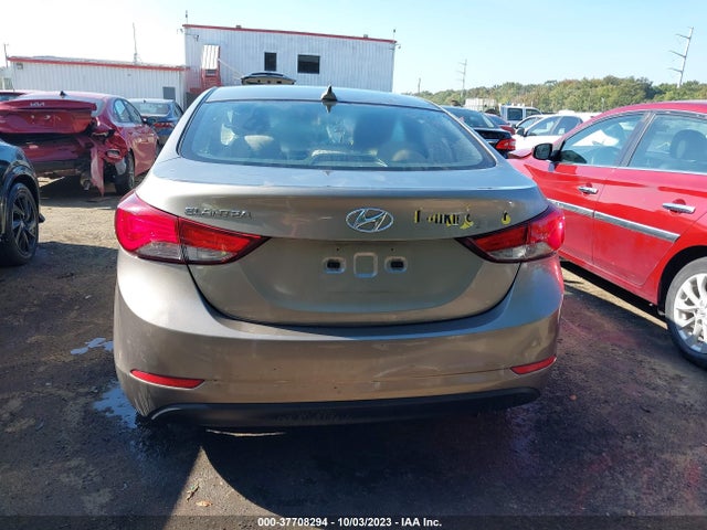 Hyundai ELANTRA SE 2016 5NPDH4AE3GH795425 Image 17