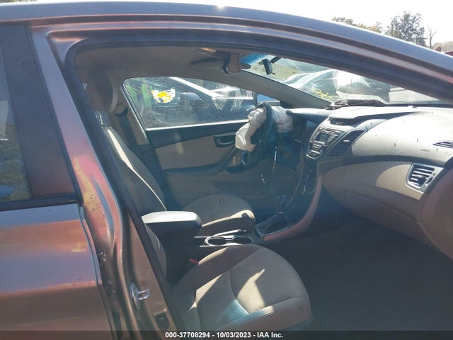 Hyundai ELANTRA SE 2016 5NPDH4AE3GH795425 Image 5