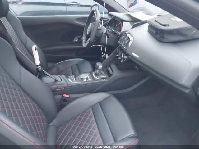 2020 AUDI R8 SPYDER WUAVECFX4L7900119 Photo 4
