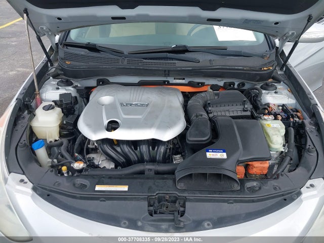 2011 HYUNDAI SONATA HYBRID VIN: KMHEC4A44BA007399