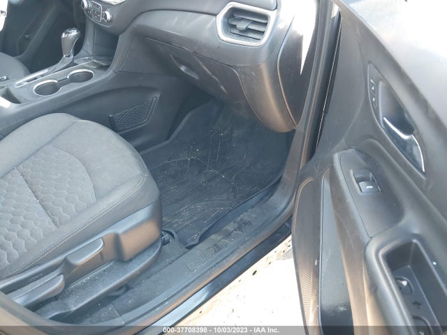 Chevrolet EQUINOX LT 2018 2GNAXTEX9J6308226 Image 5