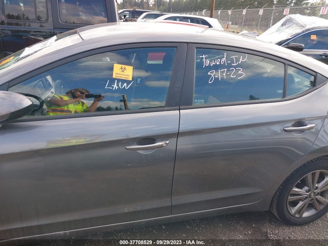 2018 HYUNDAI ELANTRA SEL VIN: 5NPD84LF3JH398472