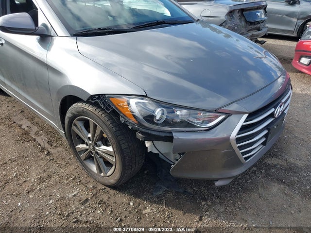 2018 HYUNDAI ELANTRA SEL VIN: 5NPD84LF3JH398472