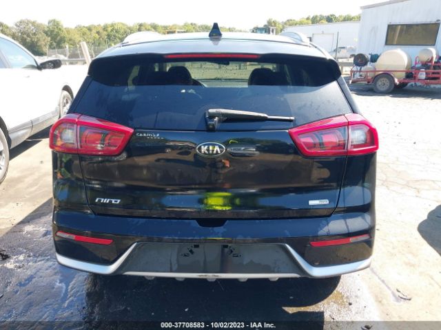 KNDCC3LC6H5043834 KIA NIRO EX