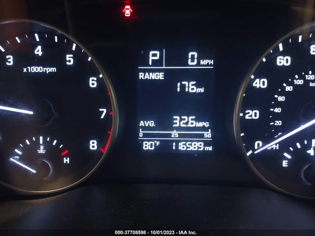 2017 HYUNDAI ELANTRA SE VIN: 5NPD74LF9HH127025