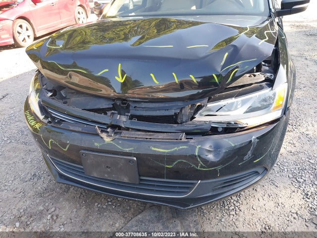 3VWD07AJ8EM304373 Volkswagen Jetta Sedan Se W/connectivity/sunroof