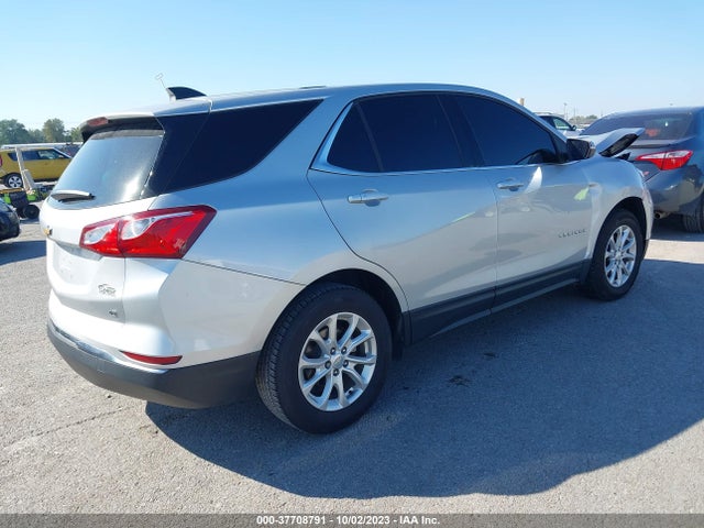 Chevrolet EQUINOX LT 2018 2GNAXJEV8J6152201 Image 4