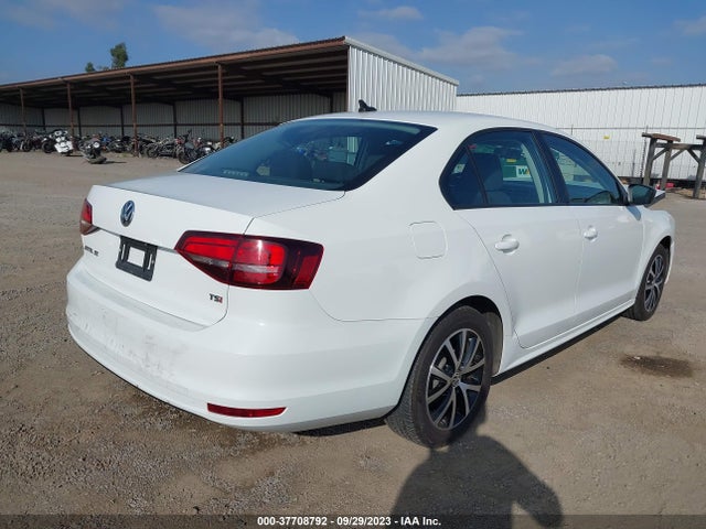 3VWD67AJ7GM310375 Volkswagen Jetta Sedan 1.4t Se
