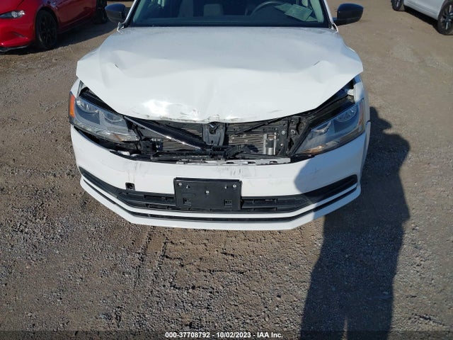 3VWD67AJ7GM310375 Volkswagen Jetta Sedan 1.4t Se