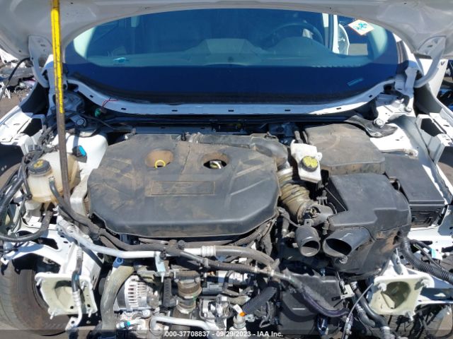 1FMCU0J91HUB89806 Ford Escape Titanium